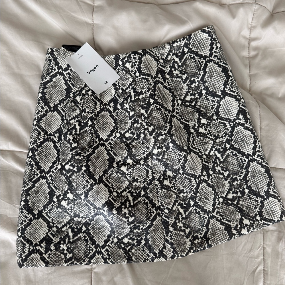 Women's Snake Print Skirt
